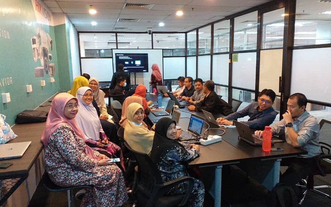 BENGKEL UTM IDENTIFICATION (UTMID)