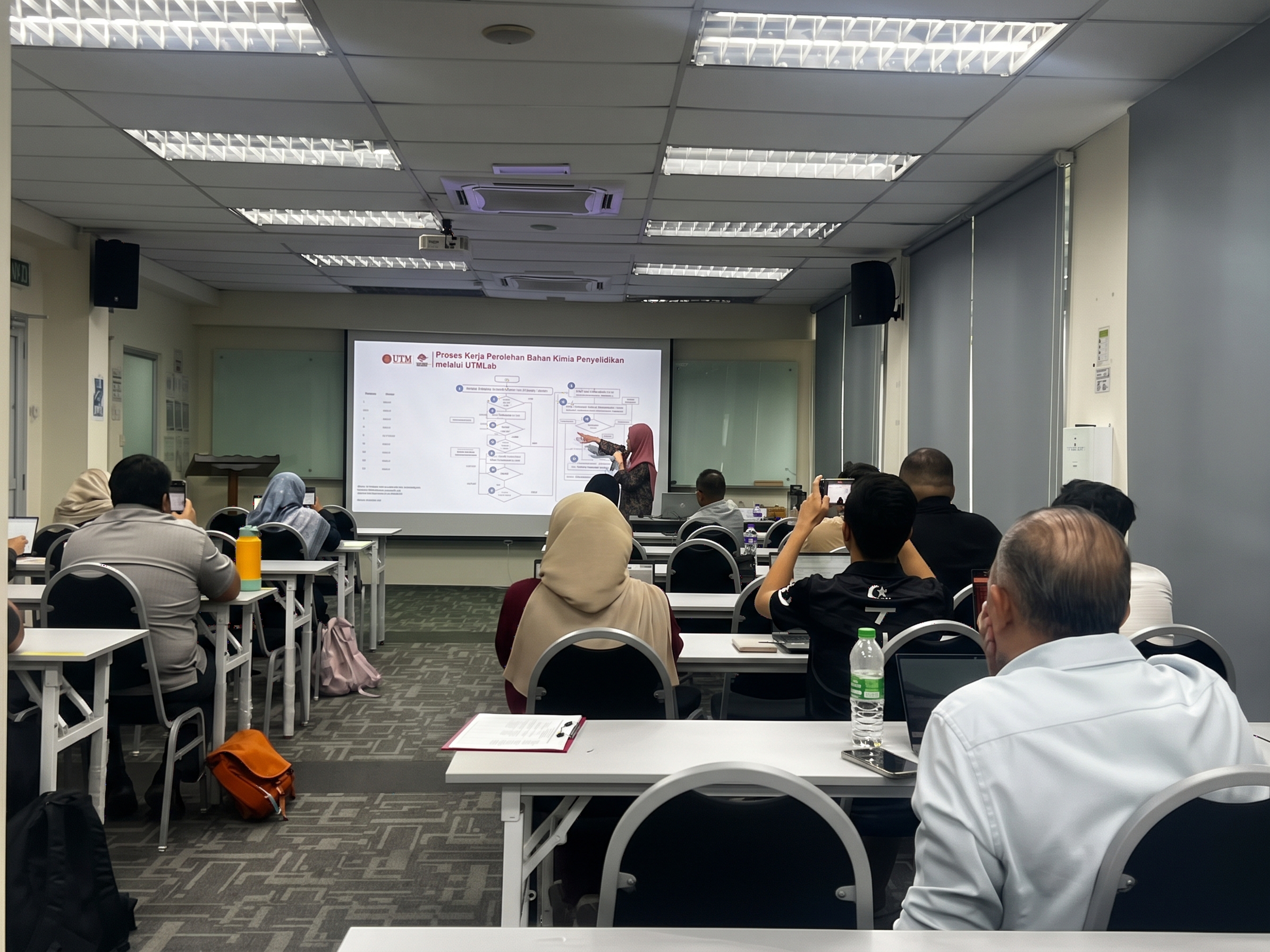 UTMDX Perkukuh Sokongan Digital Penyelidikan Melalui Integrasi Sistem UTMLab Bersama PPMU